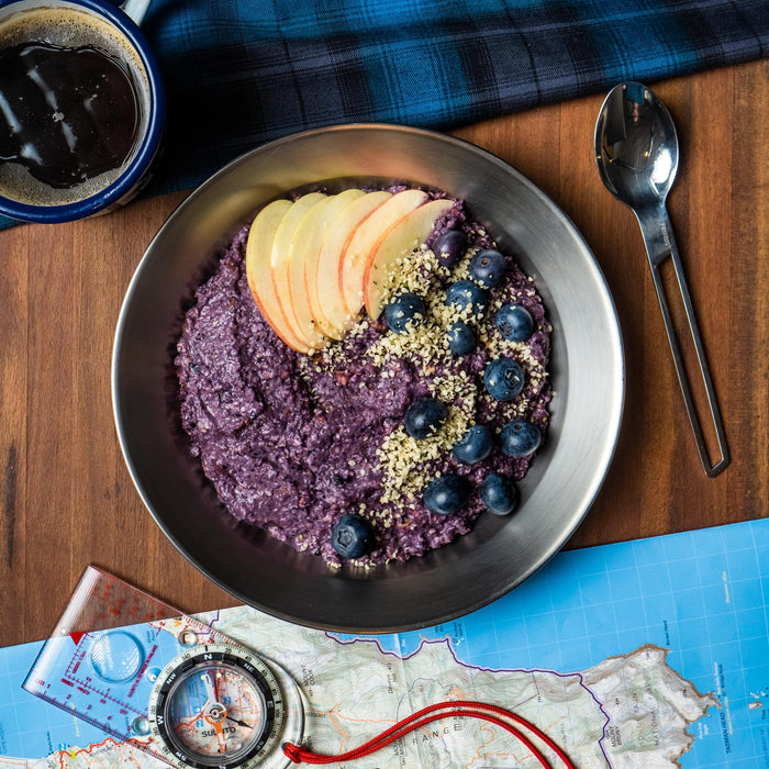 Porridge with Apple, Blueberries & Hemp Hearts